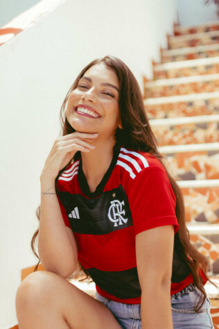 GALERIA: Veja ensaio feito para o lançamento da nova camisa do Flamengo