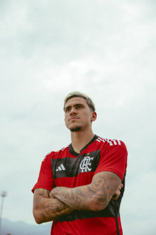 GALERIA: Veja ensaio feito para o lançamento da nova camisa do Flamengo