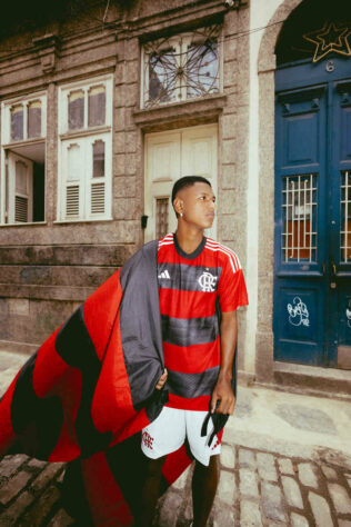 GALERIA: Veja ensaio feito para o lançamento da nova camisa do Flamengo