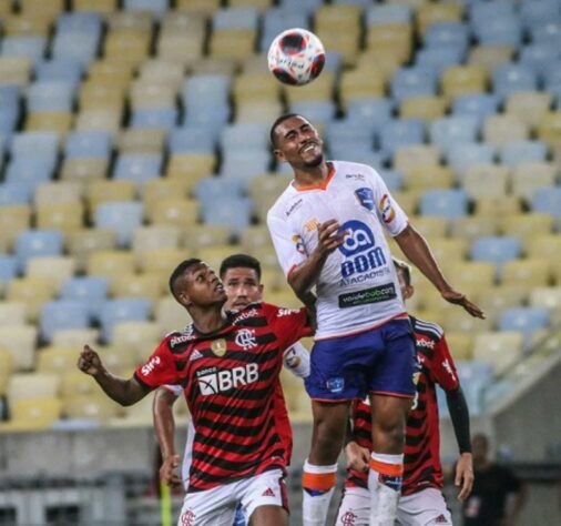 O Flamengo venceu o Audax-RJ por 1 a 0 e estreou com o pé direito na temporada de 2023. O duelo em si foi morno, com poucas chances para os dois lados, mas Matheus França conseguiu balançar as redes e dar a vitória ao Rubro-Negro. Veja as notas! (Por: Guilherme Xavier)