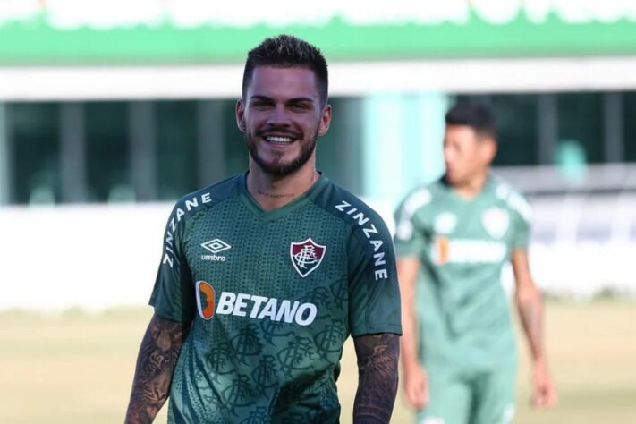 Nathan, meia - Onde estava: Fluminense / Onde está atualmente: Grêmio - O jogador teria sido convencido a tomar um cartão amarelo por R$ 70 mil na partida entre Fluminense x Fortaleza. O jogador, no entanto, acabou ficando no banco de reservas, o que provocou a ira dos apostadores contra o técnico Fernando DIniz, já que o acordo não foi cumprido.  