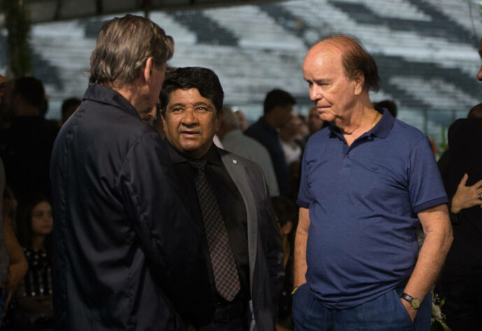 O presidente da Confederação Brasileira de Futebol chegou no local acompanhado do presidente do Vasco Jorge Salgado.