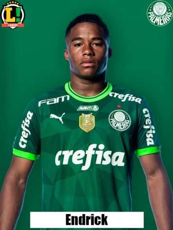 Endrick - 7,0 - O jovem marcou o gol que abriu o placar para o Verdão. Partida regular do camisa 9 do Palmeiras.