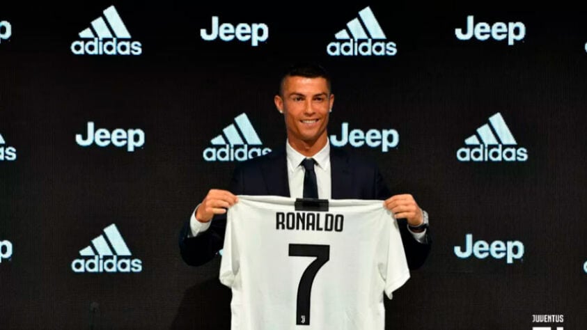 9º lugar: Cristiano Ronaldo (atacante - português): Do Real Madrid (ESP) para a Juventus (ITA) por 117 milhões de euros.