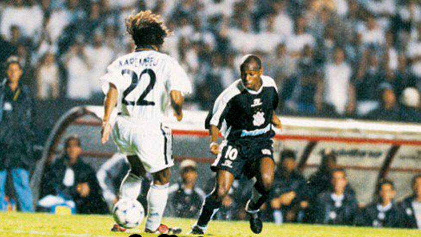Corinthians: 07/01/2000 (foto) - Corinthians 2 x 2 Real Madrid - Morumbi (São Paulo, Brasil) / 03/09/1966 - Real Madrid 1 x 1 Corinthians [pênaltis 3 x 2] - Ramón de Carranza (Cádiz, Espanha).