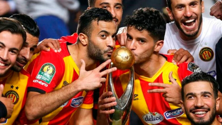 23º lugar (empate entre seis clubes) - Espérance de Tunis (TUN): 8 títulos - 4 Ligas dos Campeões da CAF, 1 Copa da CAF, 1 Recopa Africana, 1 Supercopa Africana e 1 Campeonato Afro-Asiático