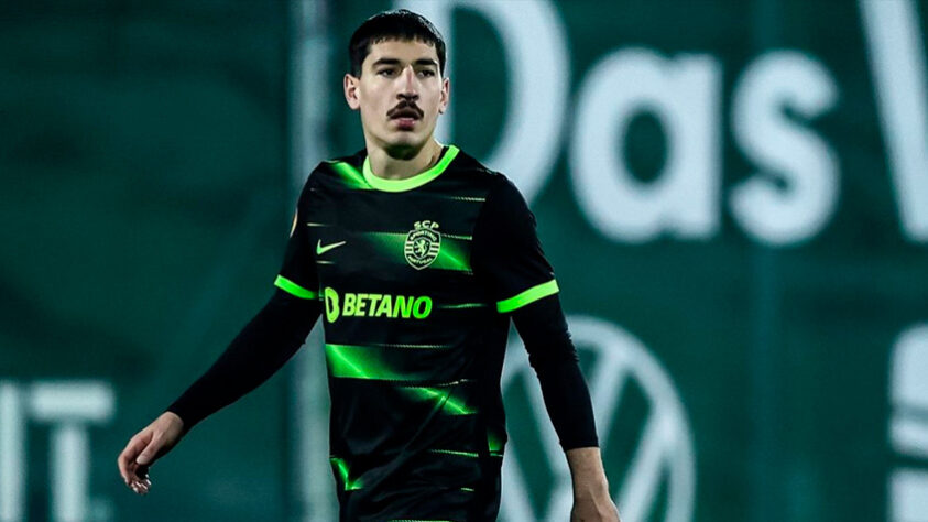 Lateral-direito: Héctor Bellerín (Sporting)