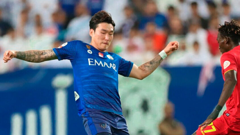 O zagueiro se destacou na partida contra o Flamengo pela sua imposição física. Defende o Al-Hilal desde 2019 e, além de clubes do seu país natal, fez sua carreira defendendo o FC Tokyo (Japão) e o Guangzhou City (China). 