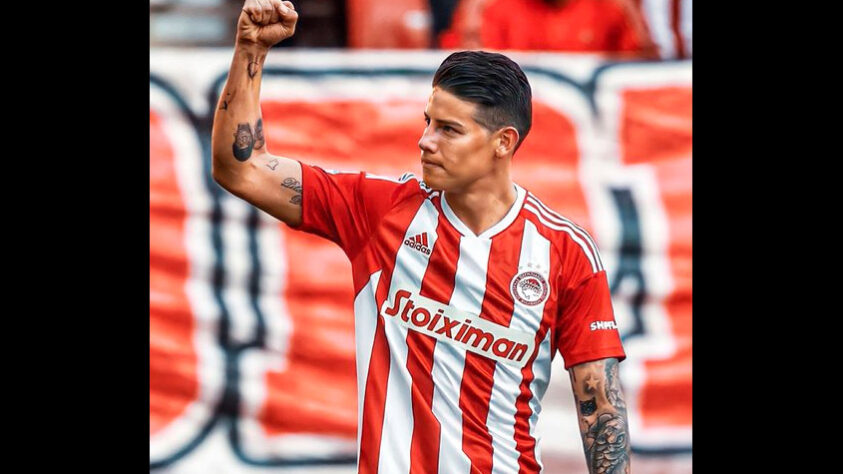 Meia: James Rodríguez (Olympiacos)