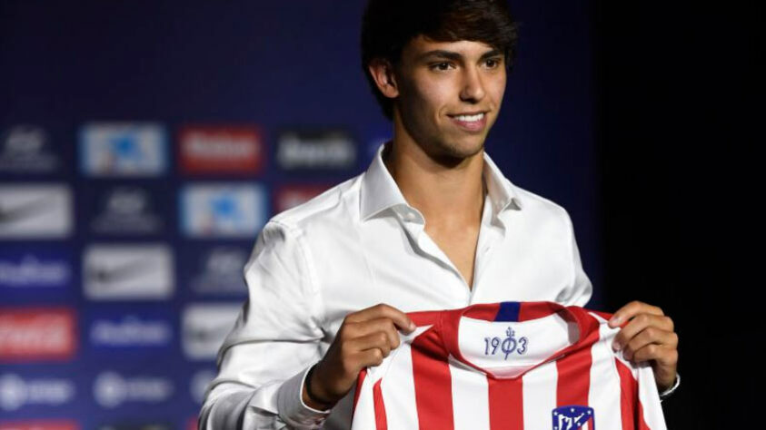 5º lugar: João Félix (atacante - português): Do Benfica (POR) para o Atlético de Madrid (ESP) por 127,2 milhões de euros.