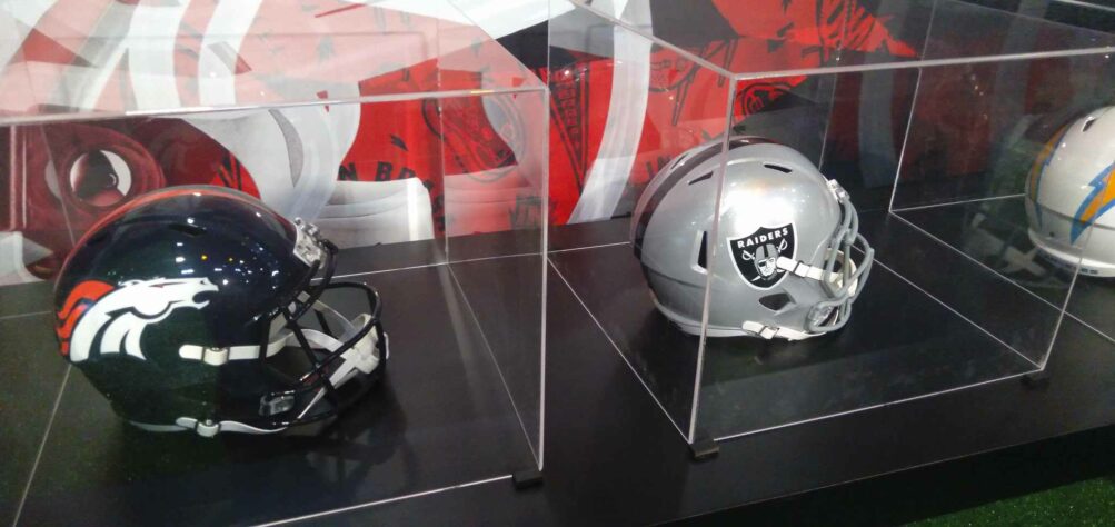 Denver Broncos e Las Vegas Raiders ficaram lado a lado também. 