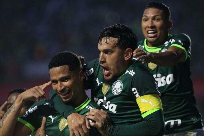 2º - Palmeiras - Quantidade de jogadores no elenco: 28 - Valor de mercado: 133,8 milhões de euros (R$ 738,9 milhões)