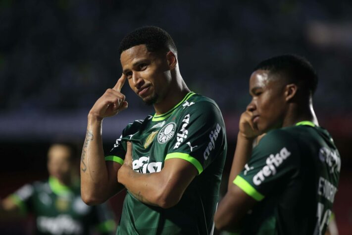 Pelo Paulistão, o Palmeiras, no Morumbi, não tomou conhecimento do Santos. A vitória por 3 a 1 escancarou a força coletiva do Porco, e as fragilidades do Peixe. Os gols de Rony e Murilo foram provenientes de jogadas aéreas. Na segunda etapa, Giovani marcou gol em seu primeiro toque na bola. Confira a seguir as notas dos jogadores do Verdão! (por Gabriel Teles)