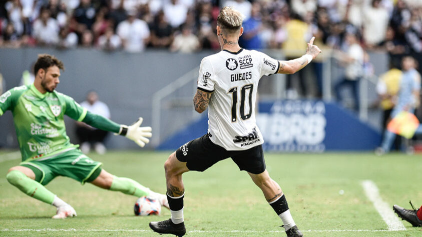 Neste domingo, Corinthians e Portuguesa empataram em 0 a 0 no Mané Garrincha pela oitava rodada do Paulistão. A Portuguesa veio com uma estratégia defensiva muito bem definida enquanto o Corinthians dependia exclusivamente de suas individualidades - que não apareceram - para jogar bem. Mais uma vez, Renato Augusto foi o destaque da equipe. Confira as notas!