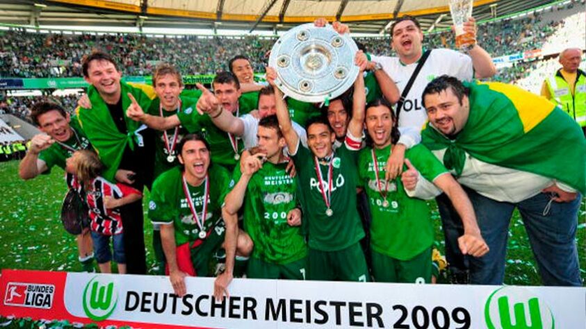 Wolfsburg 2009 - Comandado pela dupla histórica Grafite e Dzeko, o Wolfsburg chocava a Alemanha e se tornava campeão pela primeira vez.
