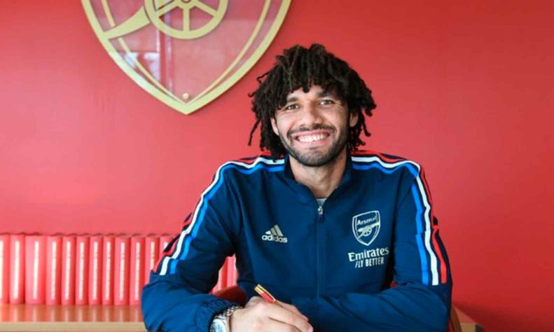 FECHADO - Mohamed Elneny renovou com o Arsenal. Agora, o volante tem vínculo com o clube até 2024.