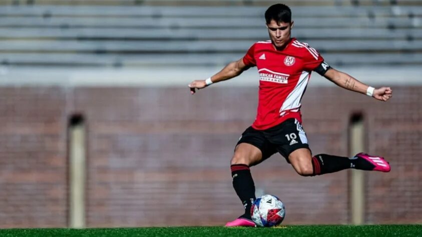 ESQUENTOU - O Palmeiras quer trazer reforços e mexe seus "pauzinhos" nos bastidores para definir os alvos. O mais novo deles é o atacante Luiz Araújo, do Atlanta United (EUA). A informação foi divulgada pelo "GOAL" e confirmada pelo LANCE!.