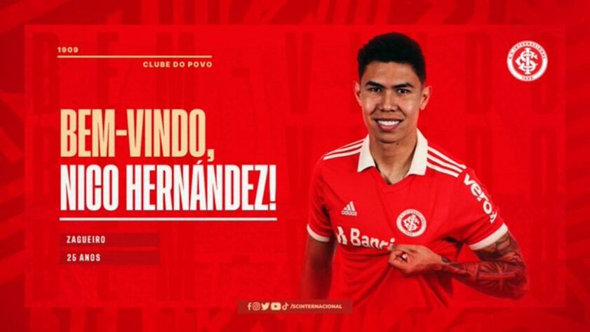 FECHADO - O Internacional anunciou o zagueiro colombiano Nico Hernandez, de 25 anos. Ele chega por empréstimo até dezembro de 2024 junto ao Athletico-PR.