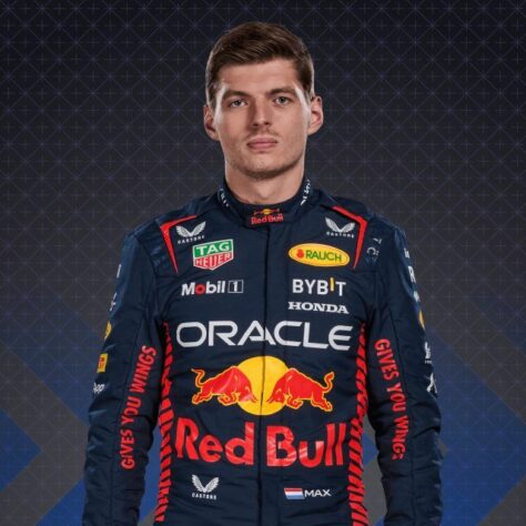 Piloto: Max Verstappen (atual bicampeão) - País: Holanda - Idade: 25 anos / Pódios: 77 - GPs disputados: 163 - Títulos Mundiais: 2 - Número  do carro: 1