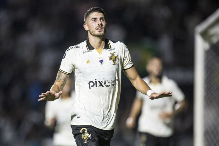 11º lugar: Pedro Raul (atacante - Vasco - 26 anos) - Valorizou 5 milhões de euros (R$ 27,4	milhões) / Valor de mercado atual:	6 milhões de euros (R$ 32,8 milhões) / Aumento de 500 % com relação ao valor anterior