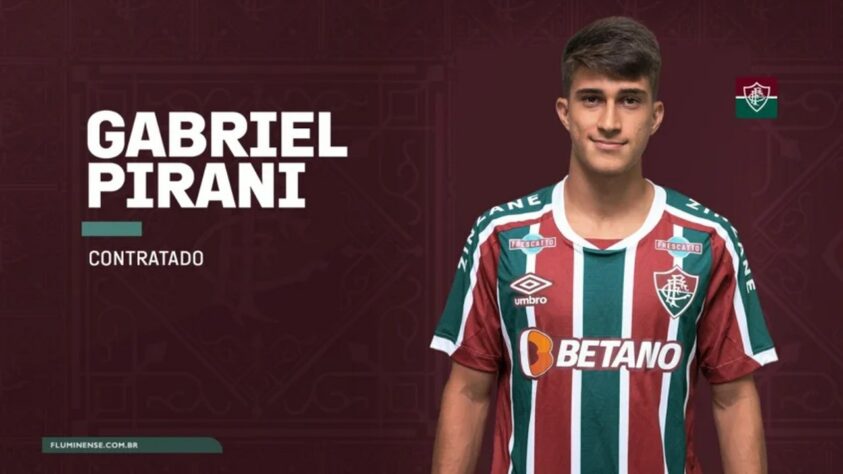 FECHADO - O Fluminense anunciou a contratação do meio-campista Gabriel Pirani, de 20 anos. O jogador chega emprestado pelo Santos até o final da temporada e é um pedido do técnico Fernando Diniz, que trabalhou com o atleta no Peixe. Como o LANCE! informou, o Tricolor terá a opção de compra no valor de 2 milhões de dólares (R$ 10,3 milhões).