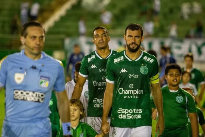 ENCAMINHADO - O zagueiro Luciano Castán, que estava no Guarani, chegou a Belo Horizonte para assinar seu vinculo com o Cruzeiro e deve ser anunciado pelo clube nos próximos dias. Castán tem 33 anos e será a 18ª contratação da Raposa para a temporada 2023. 