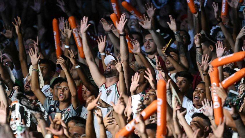 Também não faltaram provocações da torcida aos rivais, especialmente aos botafoguenses. 