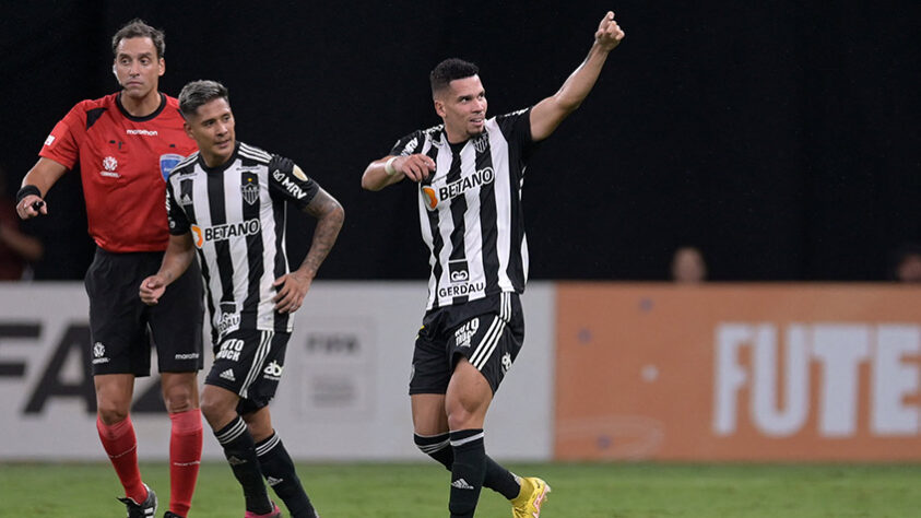 3º lugar: Atlético Mineiro (Brasil): 114,3 milhões de euros (R$ 630,9 milhões) – 29 jogadores no elenco.