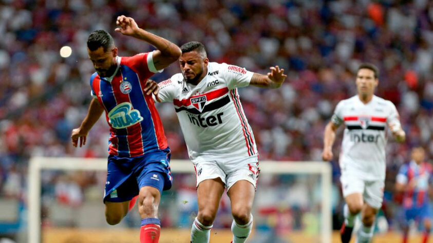 2019 já começara amargo para os tricolores. E terminou pior ainda. O clube encarou o Bahia pelas oitavas de final da Copa do Brasil. Perdeu os dois jogos por 1 a 0. E disse mais um adeus antes da hora.