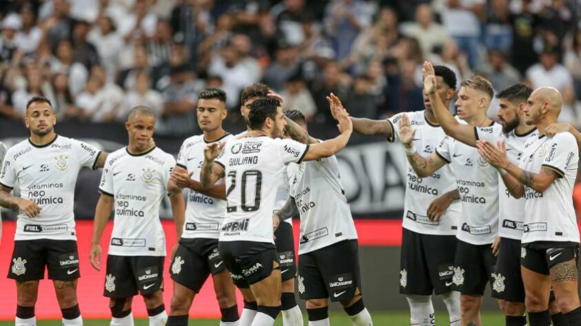 2º - Corinthians: R$ 354,8 milhões