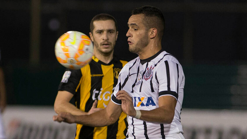 Depois da derrota no Paraguai por 2 a 0, o Corinthians não conseguiu reverter o resultado na Neo Química Arena e ficou apenas no empate em 2 a 2. Mais uma eliminação alvinegra na Neo Química Arena.