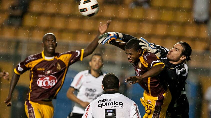 Corinthians (2011): Eliminado pelo Tolima, da Colômbia. Placar agregado: 0 x 2 