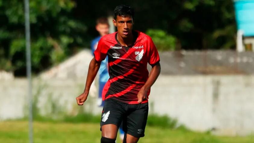 Dayvisson (zagueiro / 17 anos): Athletico-PR – Dayvisson é titular absoluto do sub-17 do Athletico Paranaense e pode atuar como zagueiro ou lateral. / Participação no Sul-Americano: uma partida como titular e duas como suplente utilizado. Não contribuiu com gols ou assistências.