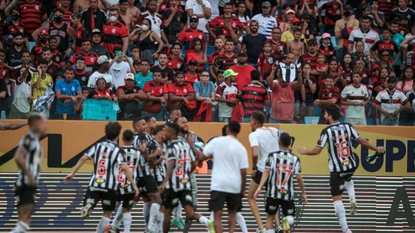 2022 - Supercopa do Brasil (Atlético-MG): Após empate por 2 a 2 no tempo regulamentar, mais emoção nas penalidades: os times cobraram 24 pênaltis e o Galo conquistou o título inédito ao superar o Rubro-Negro por 8 a 7.