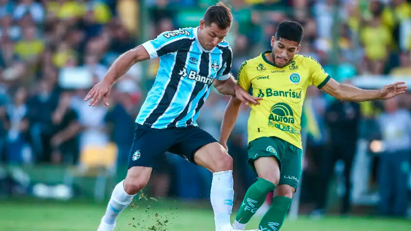 Sábado (25), às 16h30, semifinal do Campeonato Gaúcho - Grêmio x Ypiranga - Onde assistir: Premiere.