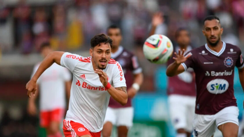 Domingo (26), às 18h, semifinal do Campeonato Gaúcho - Internacional x Caxias - Onde assistir: Premiere.