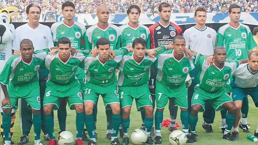 Em 2005, uma zebra mineira. O Ipatinga venceu o forte Cruzeiro na decisão estadual e levantou a taça do torneio pela primeira e única vez em sua história. Nas semifinais, o time comandado por Ney Franco venceu a URT e se classificou para a decisão contra o atual bicampeão. Na final, empatou por 1 a 1 o primeiro jogo e venceu o segundo por 2 a 1.