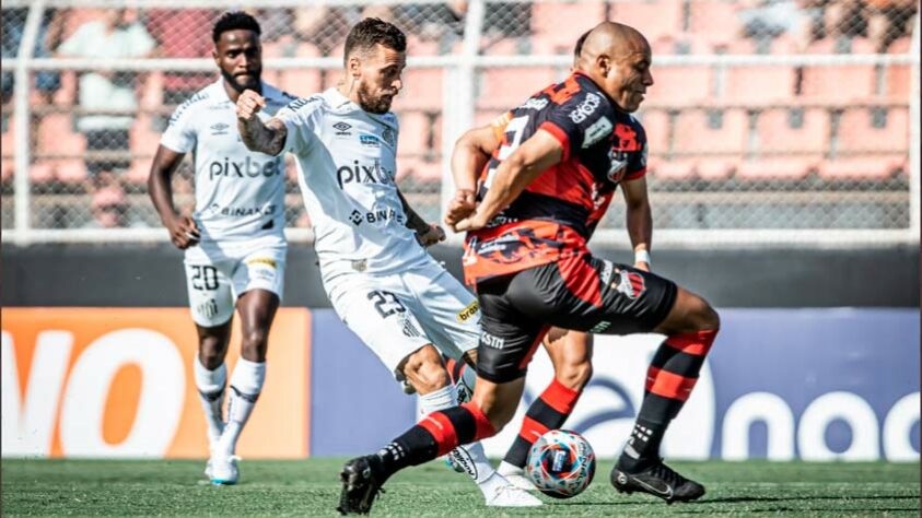Botafogo-SP: SOBE - Gabriel Barros fez uma partida de muita movimentação e deu muita dor de cabeça para a defesa do Peixe. // DESCE - A atuação foi consistente de modo geral. A equipe não teve destaques negativos.