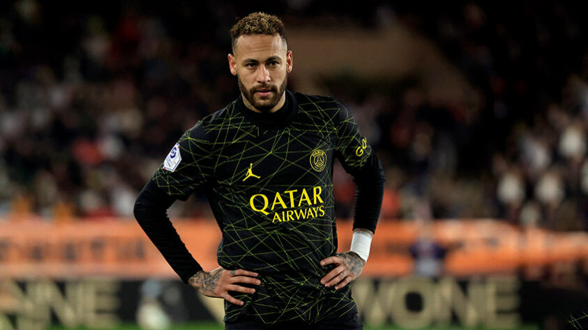ESQUENTOU - Neymar tem sua preferência em uma eventual saída do PSG, segundo o "The Sun". O craque brasileiro só pretende deixar o Paris se for para atuar na Premier League pelo Manchester United.