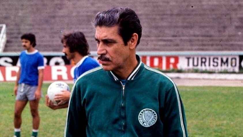 Oswaldo Brandão - 10 títulos - Campeonato Paulista (1947, 1959, 1972 e 1974), Campeonato Brasileiro (1960, 1972 e 1973), Torneio Início Paulista (1946), Taça Cidade de São Paulo (1946) e Taça Governador do Estado de São Paulo (1972).