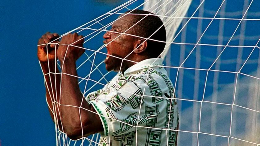 39º lugar: Rashidi Yekini (Nigéria): 37 gols - aposentado 