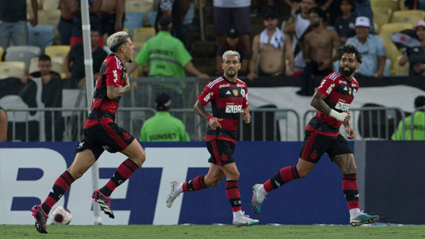 1º - Flamengo: R$ 398,2 milhões