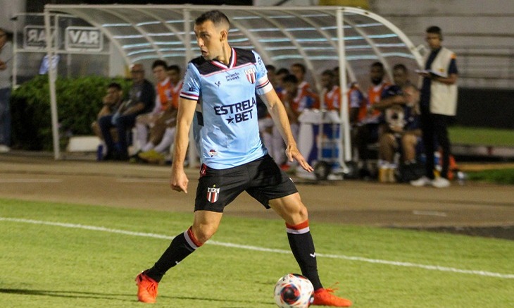 Botafogo-SP: Sobe - Robinho - Foi o responsável pelo gol da equipe nos minutos iniciais, ao aproveitar a falha de Nathan. Também deu trabalho para zaga tricolor. Desce - Mantuan - Derrubou Welington e foi responsável pelo pênalti em favor ao São Paulo.