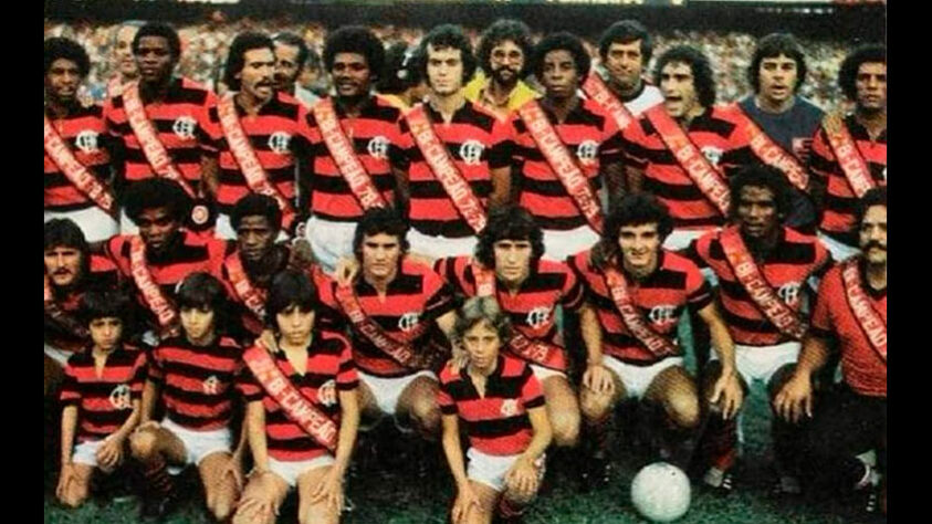 Na década de 70, o Flamengo apresentou ao mundo um verdadeiro esquadrão. Leandro, Júnior, Andrade e, principalmente, Zico, brilharam com a camisa do clube e conquistaram inúmeros títulos.