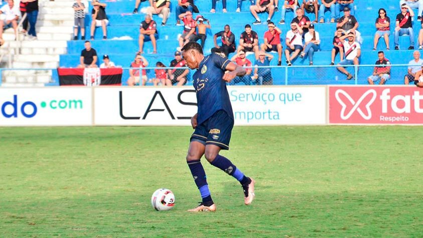 Aparecidense-GO: Semifinal do Campeonato Goiano.