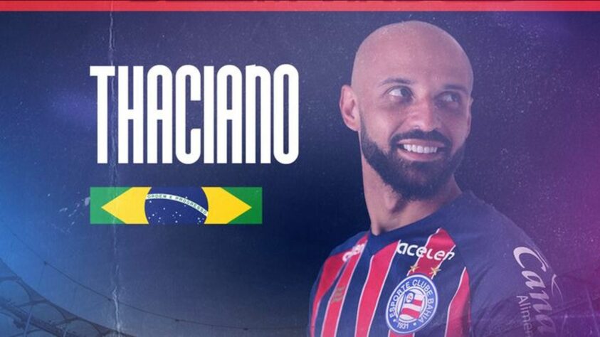 FECHADO - O meia Thaciano foi anunciado como novo reforço do Bahia. Ex-Grêmio, jogador de 27 anos iniciará sua segunda passagem no Esquadrão, tendo feito os primeiros 26 compromissos em 2021 com cinco gols e três assistências. O Grupo City pagou cerca de R$ 1,5 milhão pelo atleta.