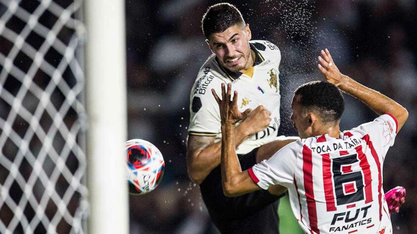 Bangu - Sobe: Mesmo atrás no placar, o Bangu dominou o Vasco em alguns momentos da partida. Vale destacar que teve mais posse de bola que o Cruz-Maltino em vários momentos no jogo.| Desce: Sofreu o gol logo cedo. Com isso, comprometeu um bom desempenho da equipe. No final ainda teve um jogador expulso.