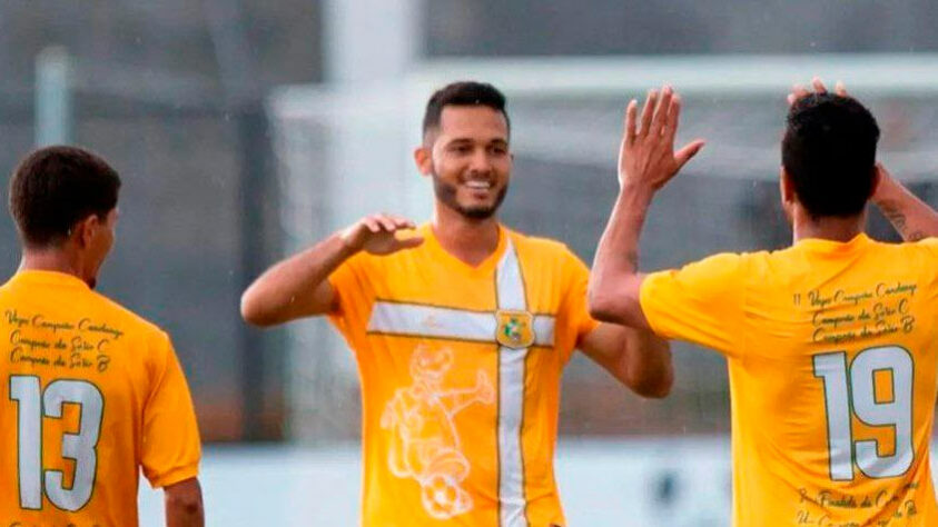 Campeonato Brasiliense: O título será definido no próximo sábado (15). Com a vitória por 3 a 2 sobre o Real Brasília na partida de ida, o Brasilense (foto) terá a vantagem do empate para ser campeão estadual.