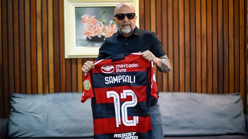 Jorge Sampaoli - 5,5 - Optou por um esquema com uma linha defensiva de quatro jogadores e viu a equipe pecar no último passe no primeiro tempo. Na etapa final, o Flamengo abriu o placar, mas cedeu o empate em falha de marcação. Tentou ganhar o jogo com alterações no sistema ofensivo, que não surtiram efeito. 