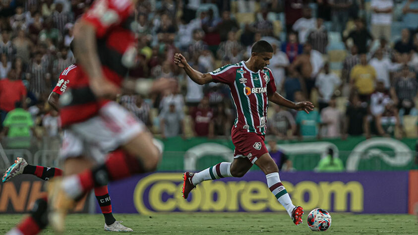David Braz, zagueiro de 36 anos (Fluminense) - três jogos no Brasileirão.